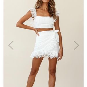 Selfie Leslie- Sonnet Lace Trim white skirt